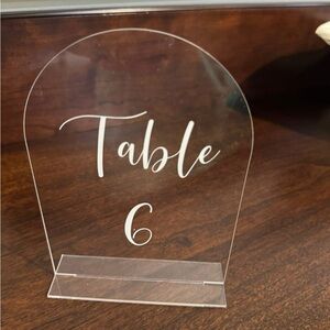 Arched acrylic table top numbers 1-20